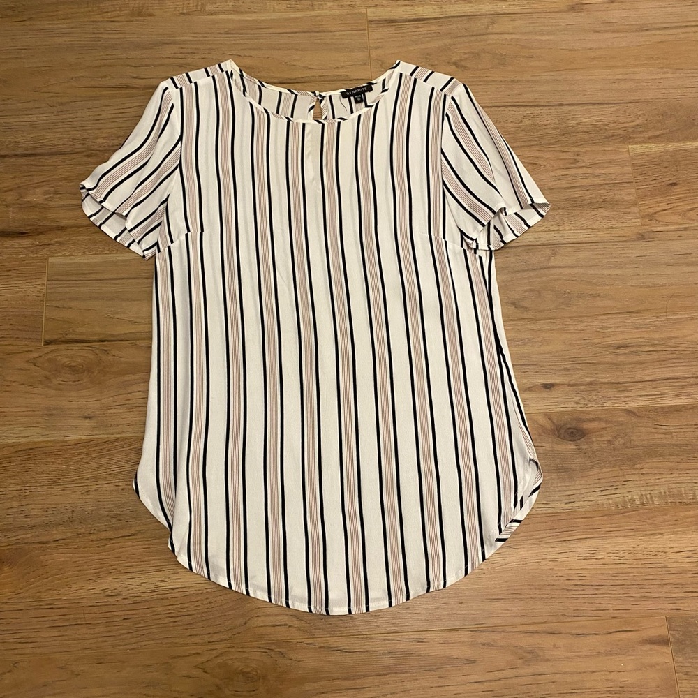 Pin stripped long tee.